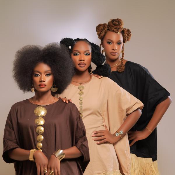 IZZY COTTON RAFIA SHORT KAFTAN